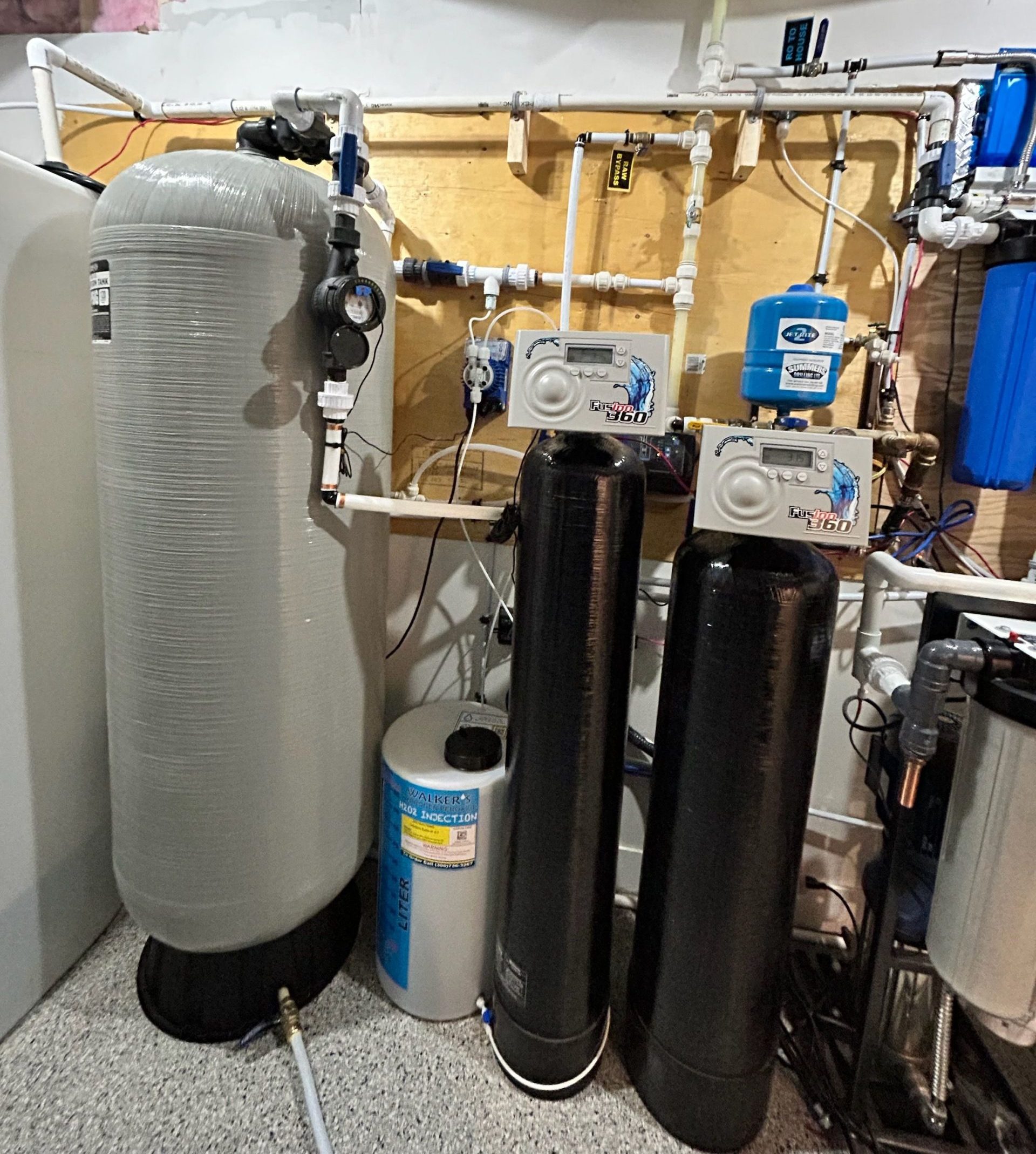 Peroxide injection system used for challenging source water